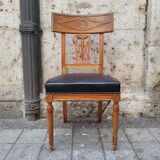 ensemble de 6 chaises de style répertoire