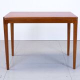 Table d'appoint danoise en teck par Arne Hovmand-olsend pour Mogens Kold, 1960