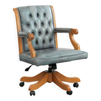 Light blue cow leather classic chesterfield office chair in English style
