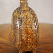 Bouteille d'eau en bois ornée du 20e siècle, années 1890