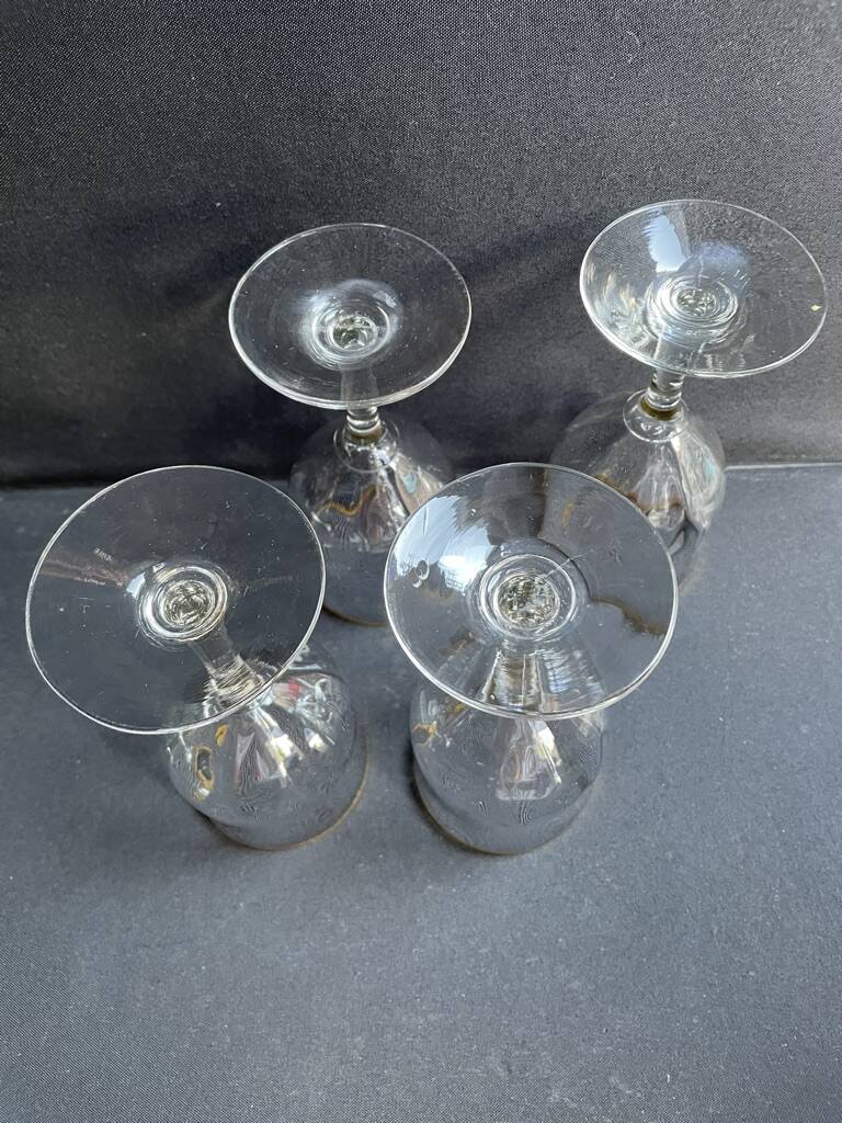 4 Daum water glasses with gold putoises