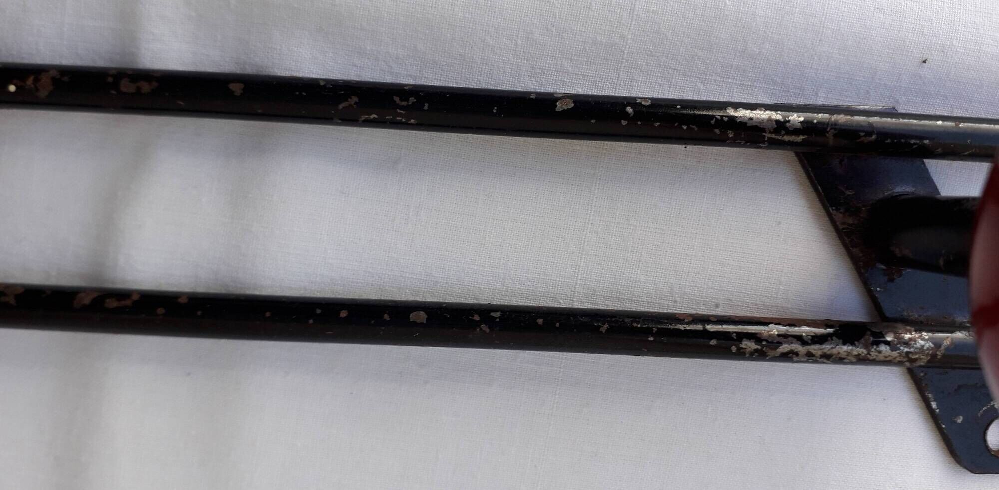 Coat rack with 2 hooks