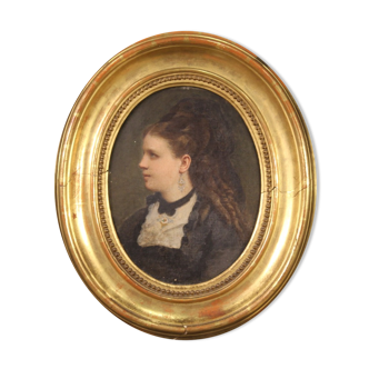 Portrait of a woman from the late 19th century