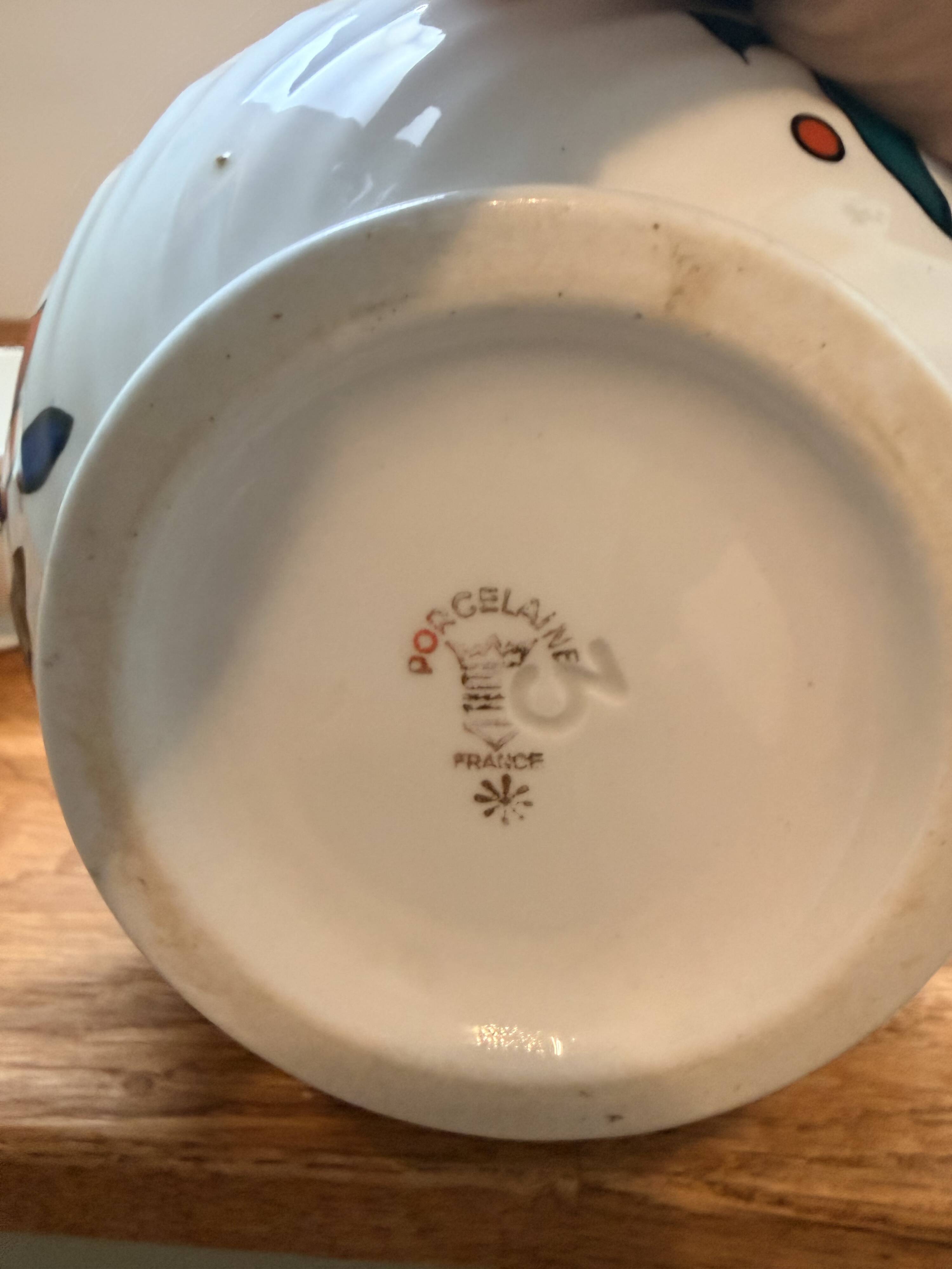 2 vintage Art Deco bowls 210104