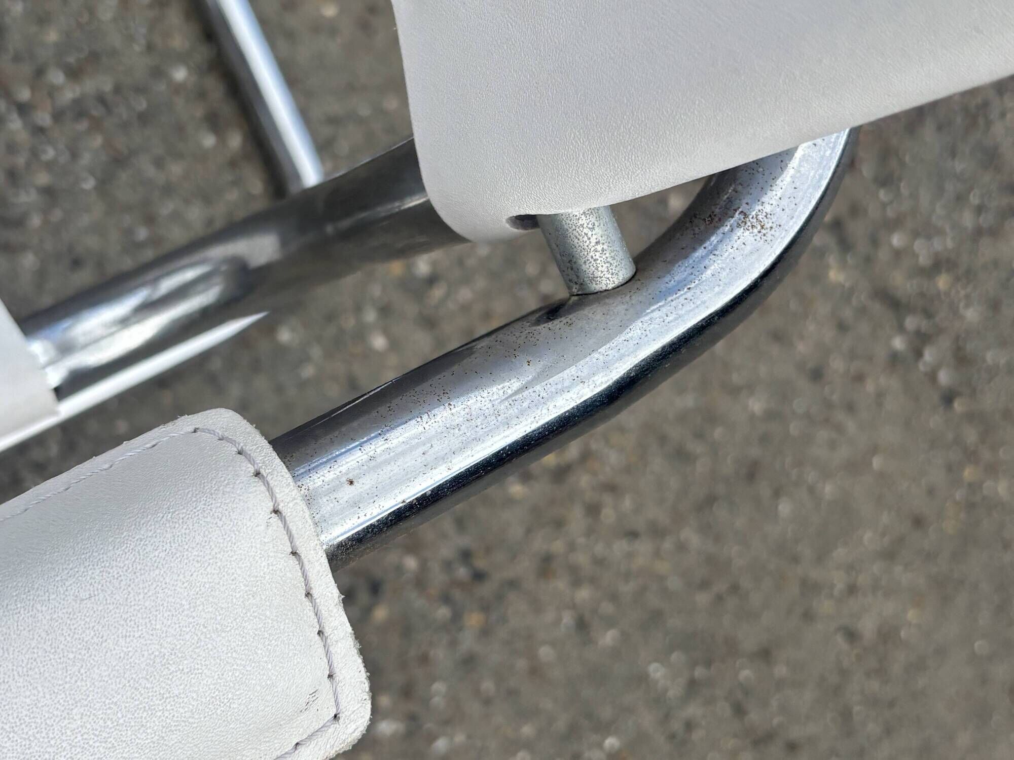 Set of 4 dining chairs in white, S34 Mart Stam/Marcel Breuer style Italy