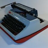 Typewriter Daro Erika