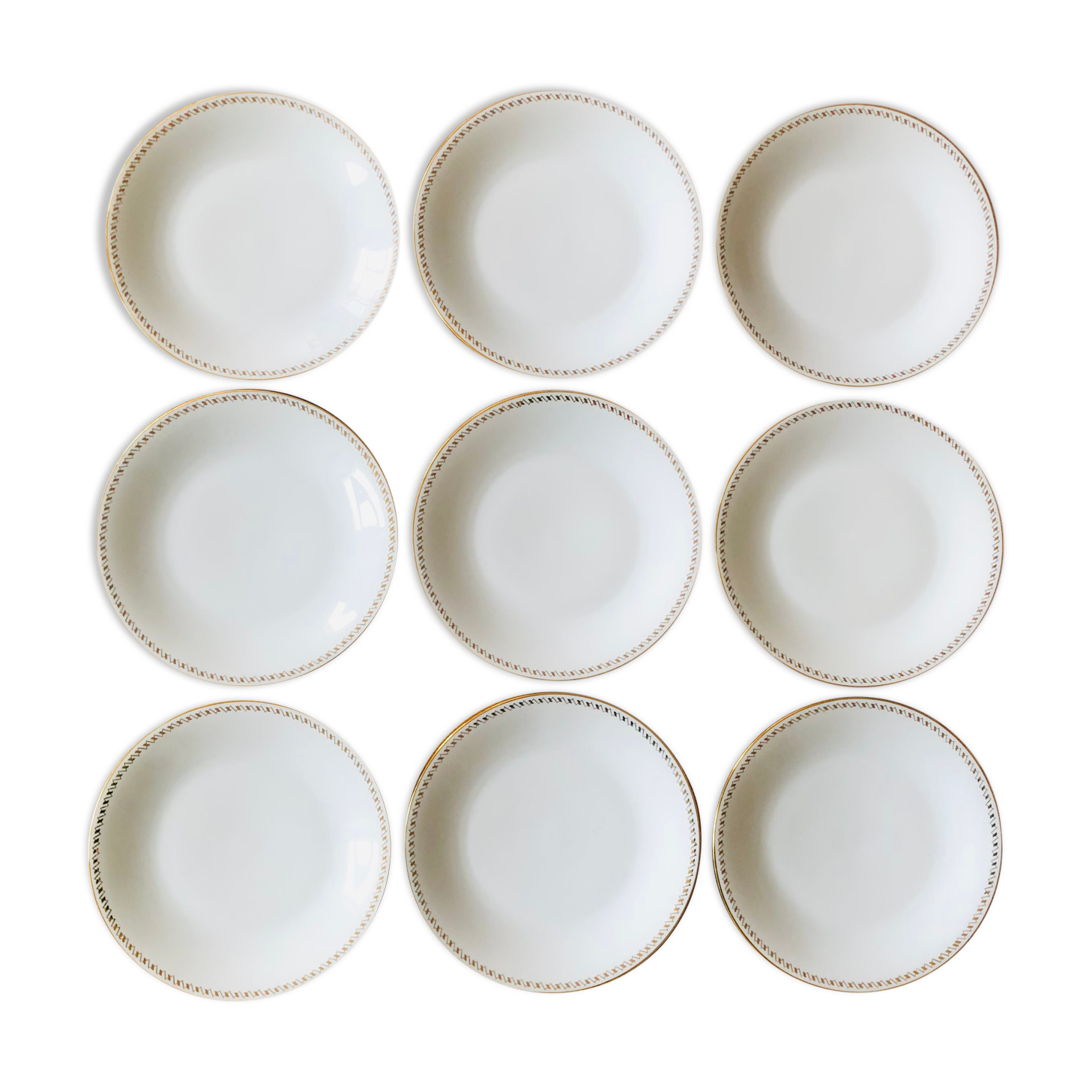 Flat porcelain plates by Sologne Larchevêque