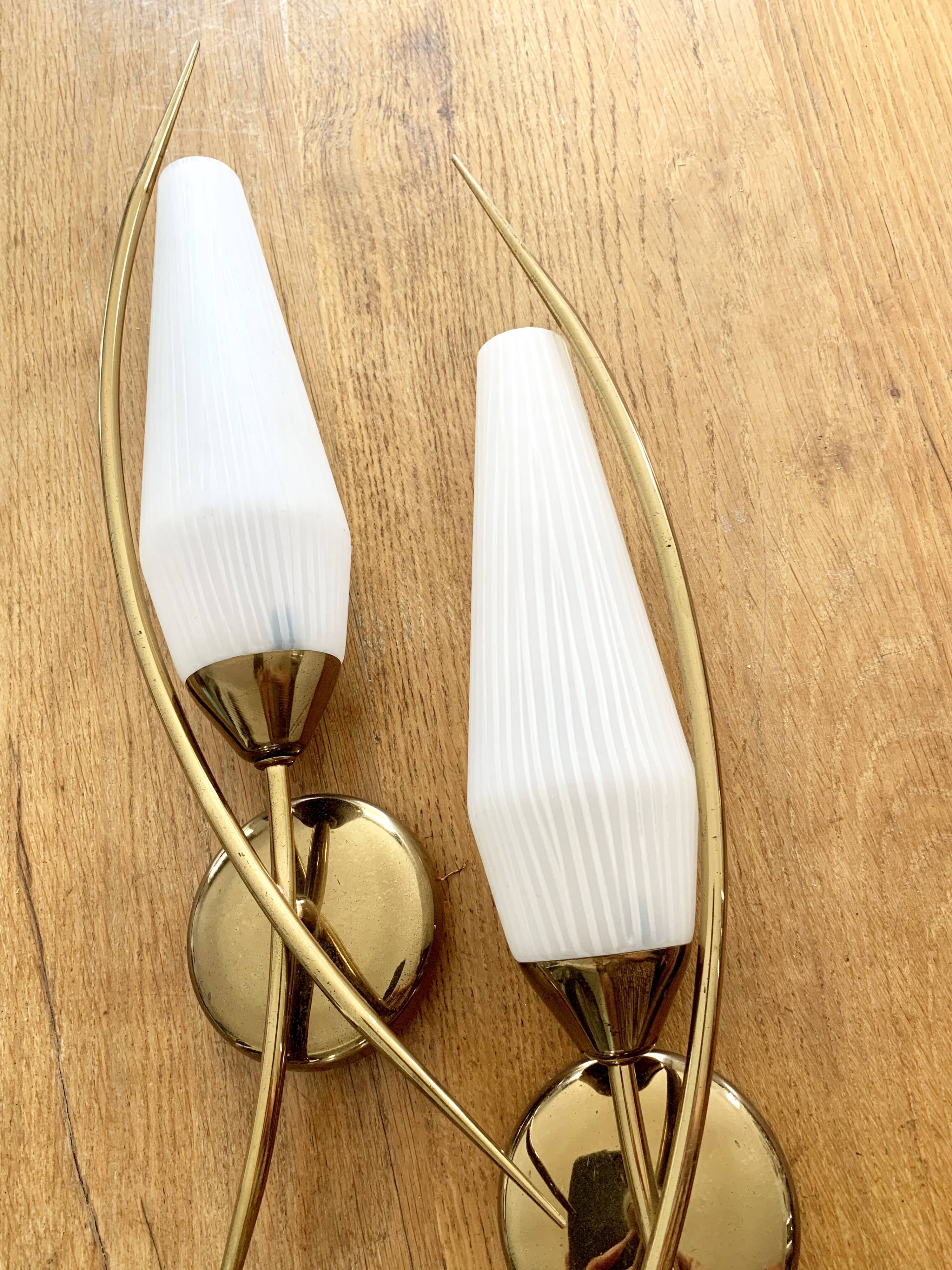 Paire d'appliques tulipe vintage