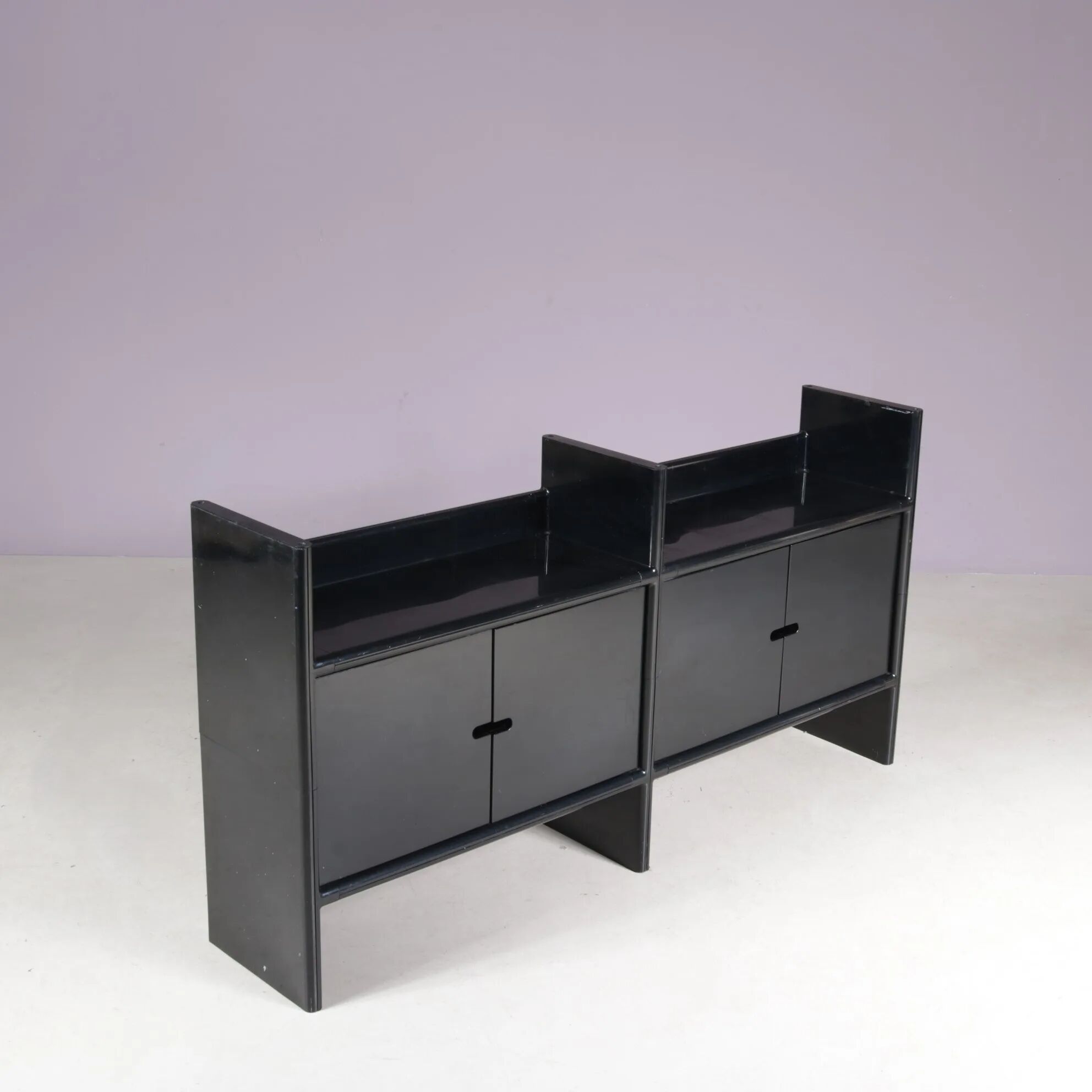 1970s low black plastic cabinet model Multiplo Harvey Guzzini Italy for Kastilia