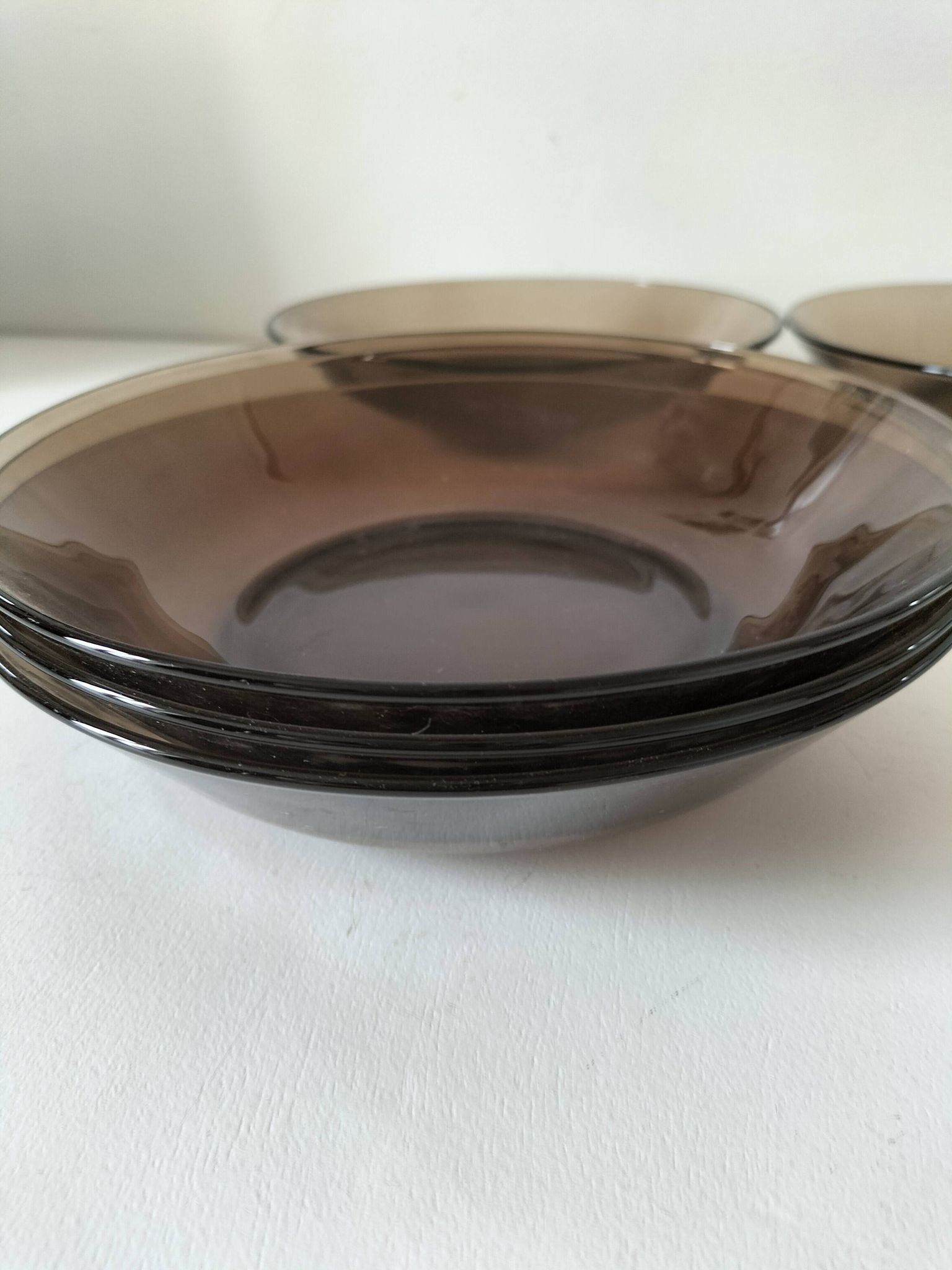 Set of 5 vintage Duralex deep plates – smoked brown glass