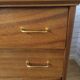 Commode 3 tiroirs chêne doré pieds compas
