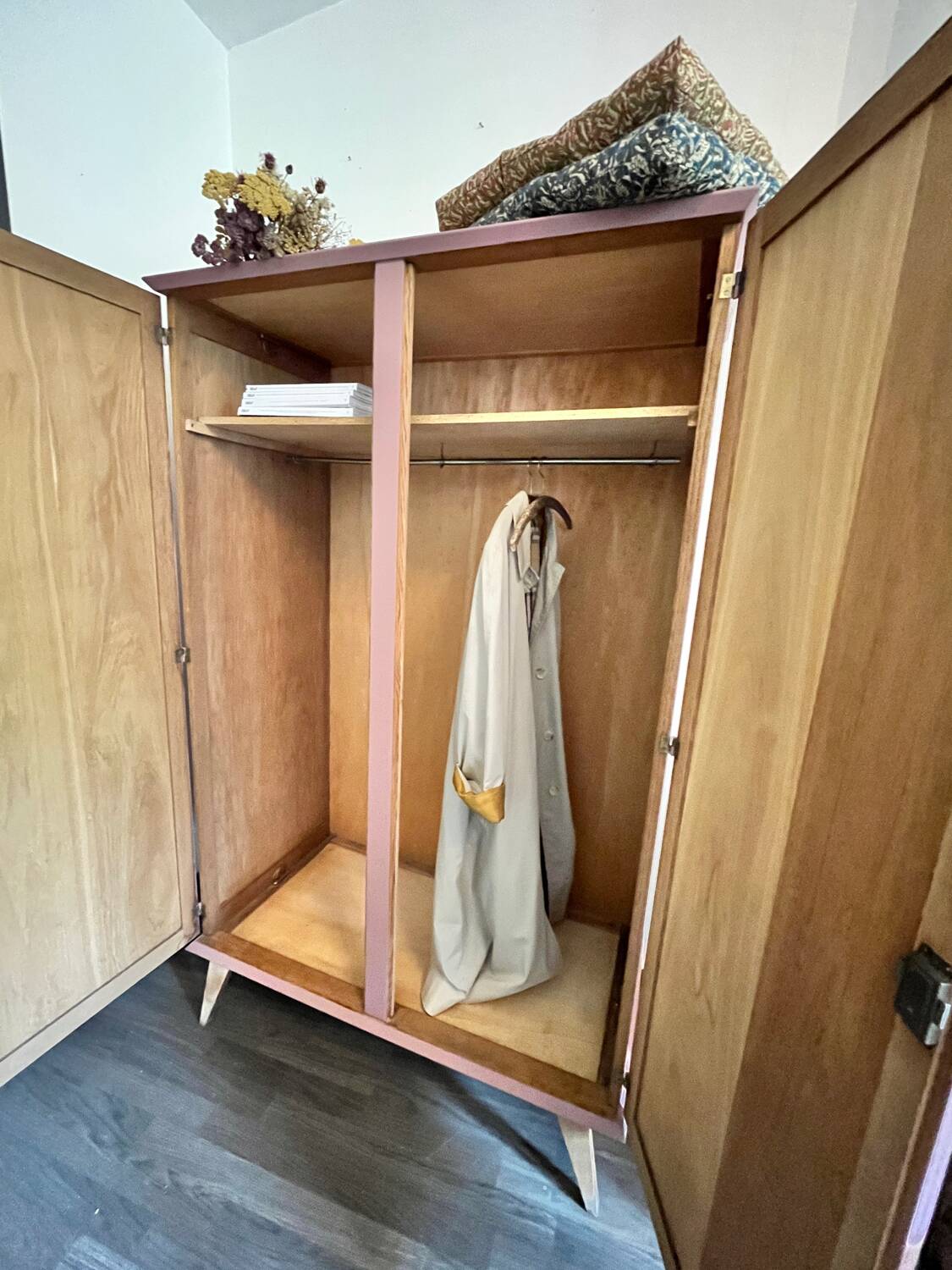 Wardrobe compass feet pink haberdashery