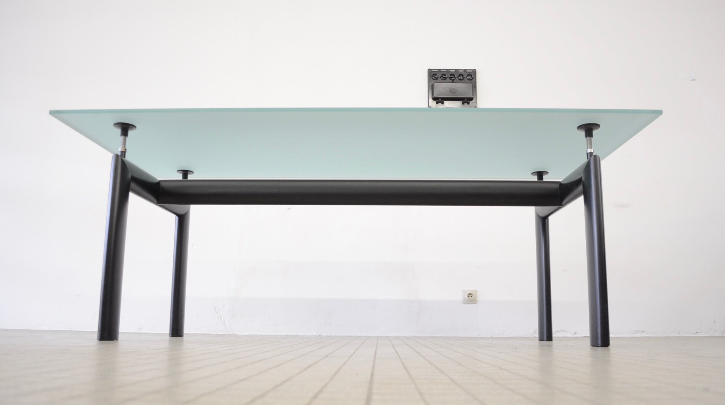 Dining table LC6 by Le Corbusier, Cassina edition 1928