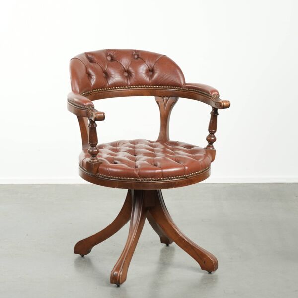 Chaise de bureau Chesterfield rotative en cuir de vache marron