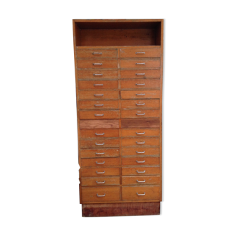 Meuble de métiers à tiroirs
