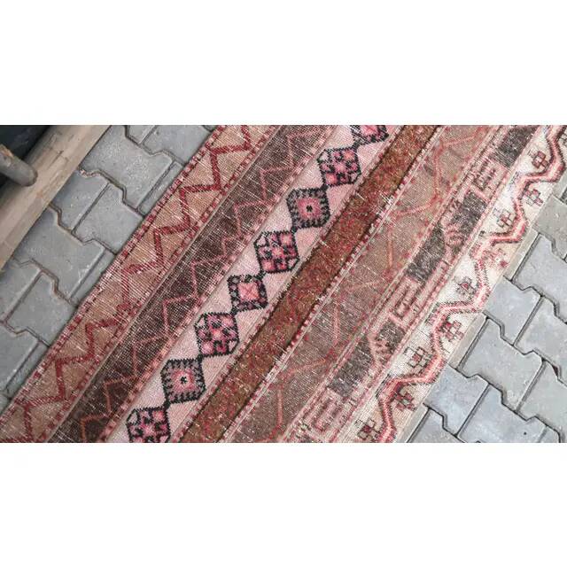 1970's Vintage Turkish Hand-Knotted Hallway Kitchen Runner Rug 84x296