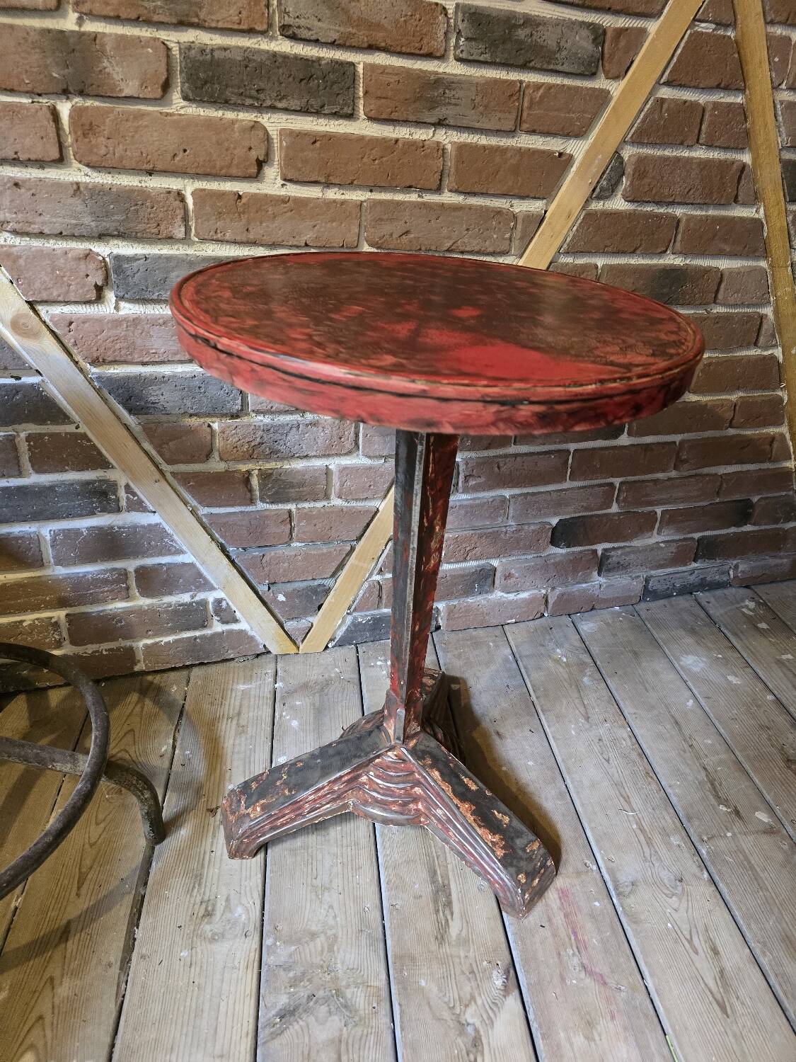 Bistro table Louis Vuitton