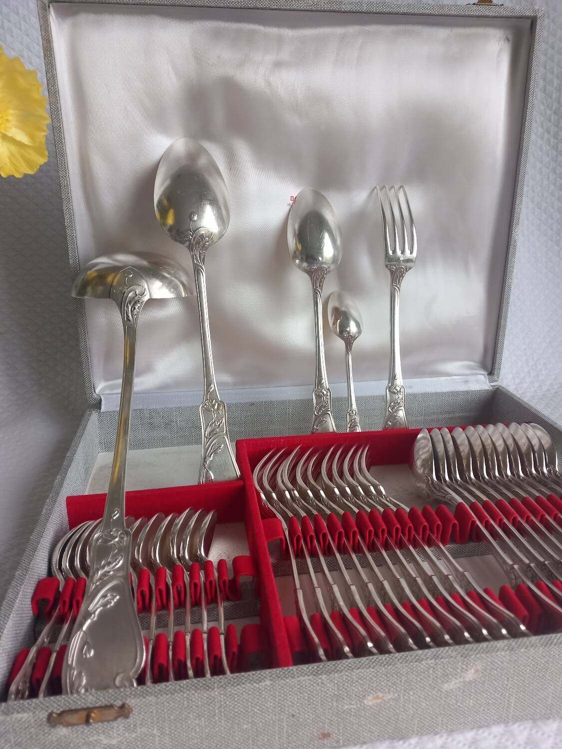 Art Nouveau cutlery set by Armand Frénais, late 19th century, silver-plated metal.