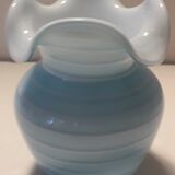 Glass vase blue and white breath