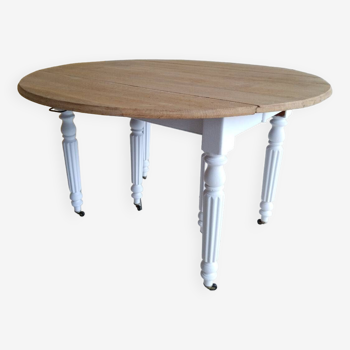 Table en chêne rénovée rabattable