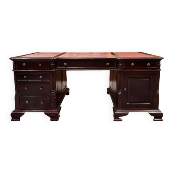 Bureau Chesterfield en anglais Partnerdesk — Beyit