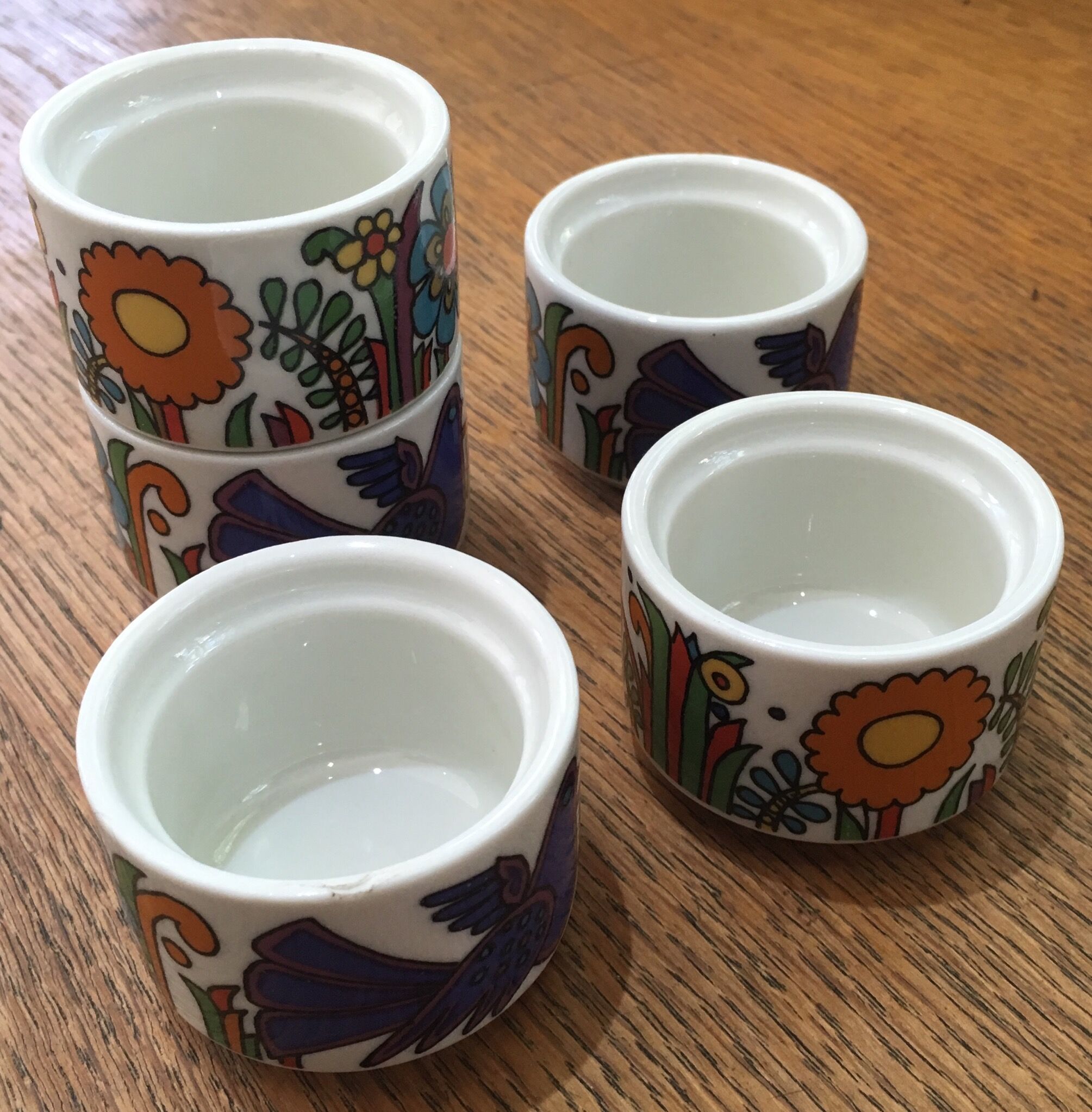 Series of 5 egg cups Villeroy & Boch Acapulco