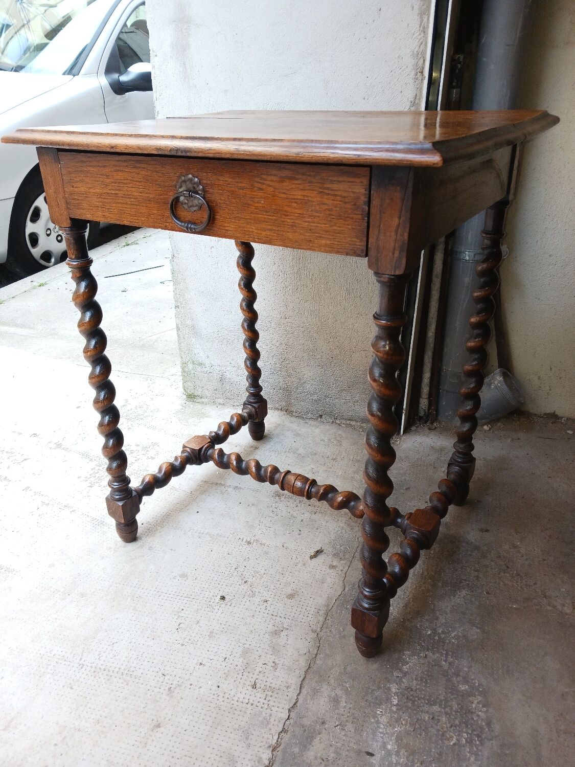 Table, desk style Louis XIII early XX th