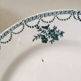 Suite assiettes Terre de Fer décor vert fleurettes St Amand