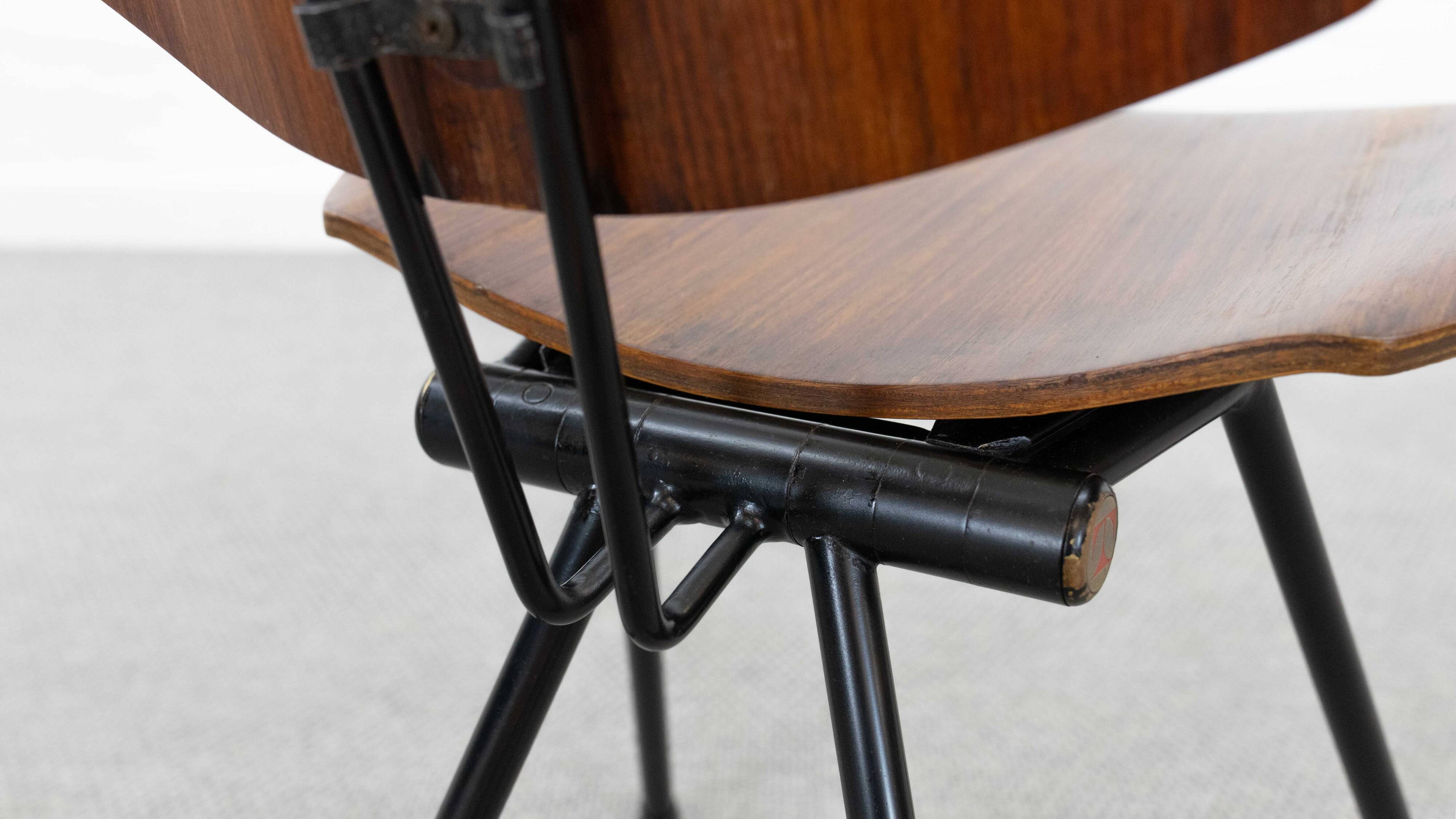 PAIR FOLDING-CHAIRS S88 BY OSVALDO BORSANI FOR TECNO