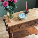 Central island / vanity unit / serving trolley