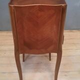 Louis XV style chest of drawers in veneered wood