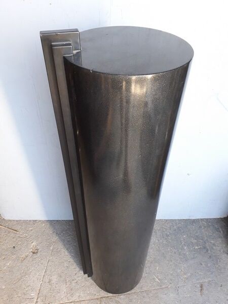 Column harness era 1980 design post modern