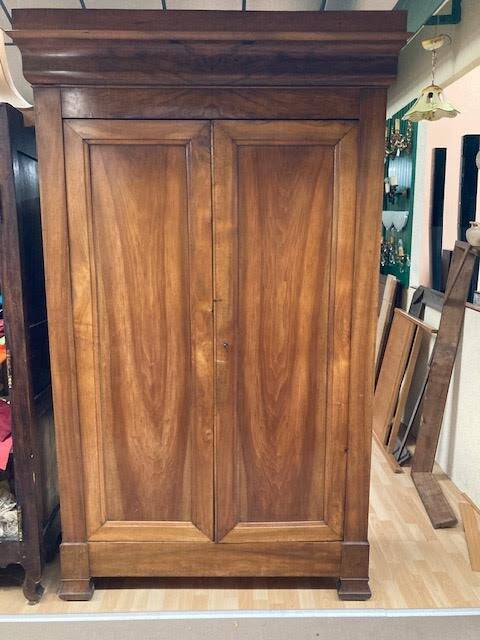 Antique 2-door wardrobe