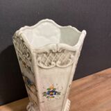 Vase on hexagonal earthenware pedestal with moustiers decoration