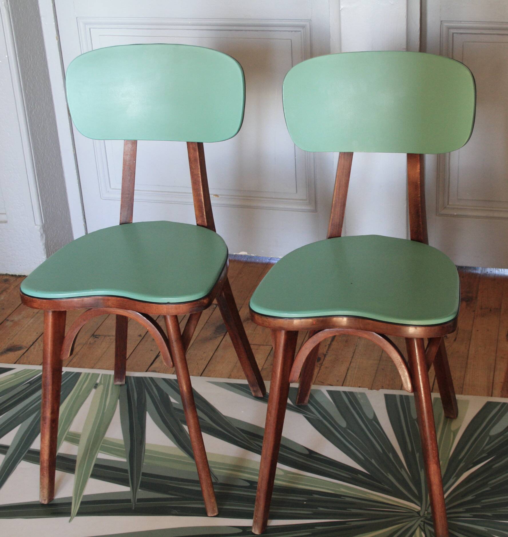 Baumann Green Heart Chairs