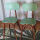 Chaises coeur Baumann en vinyle vert et bois