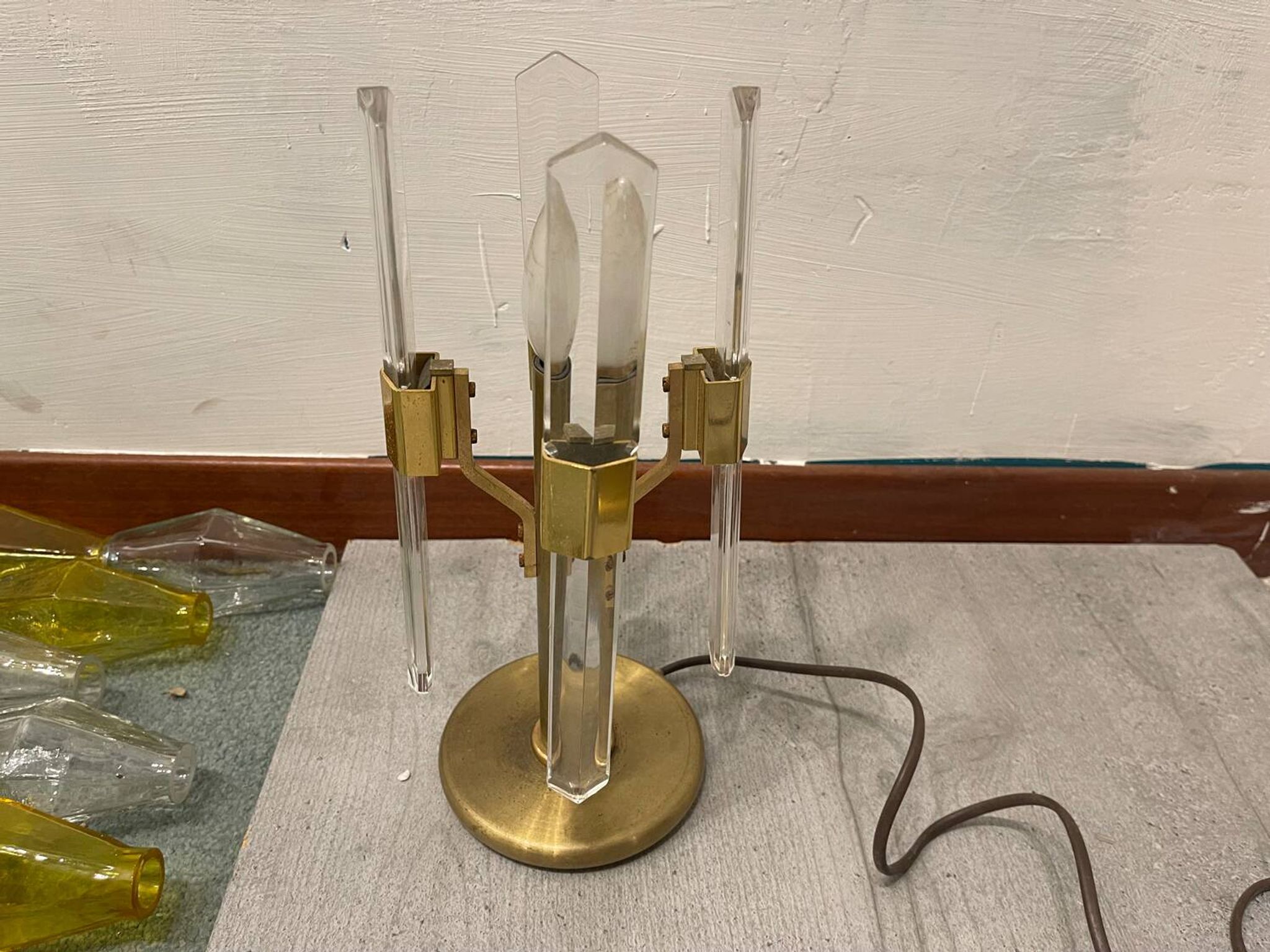 Lampes de table italiennes en laiton et cristal des années 1970