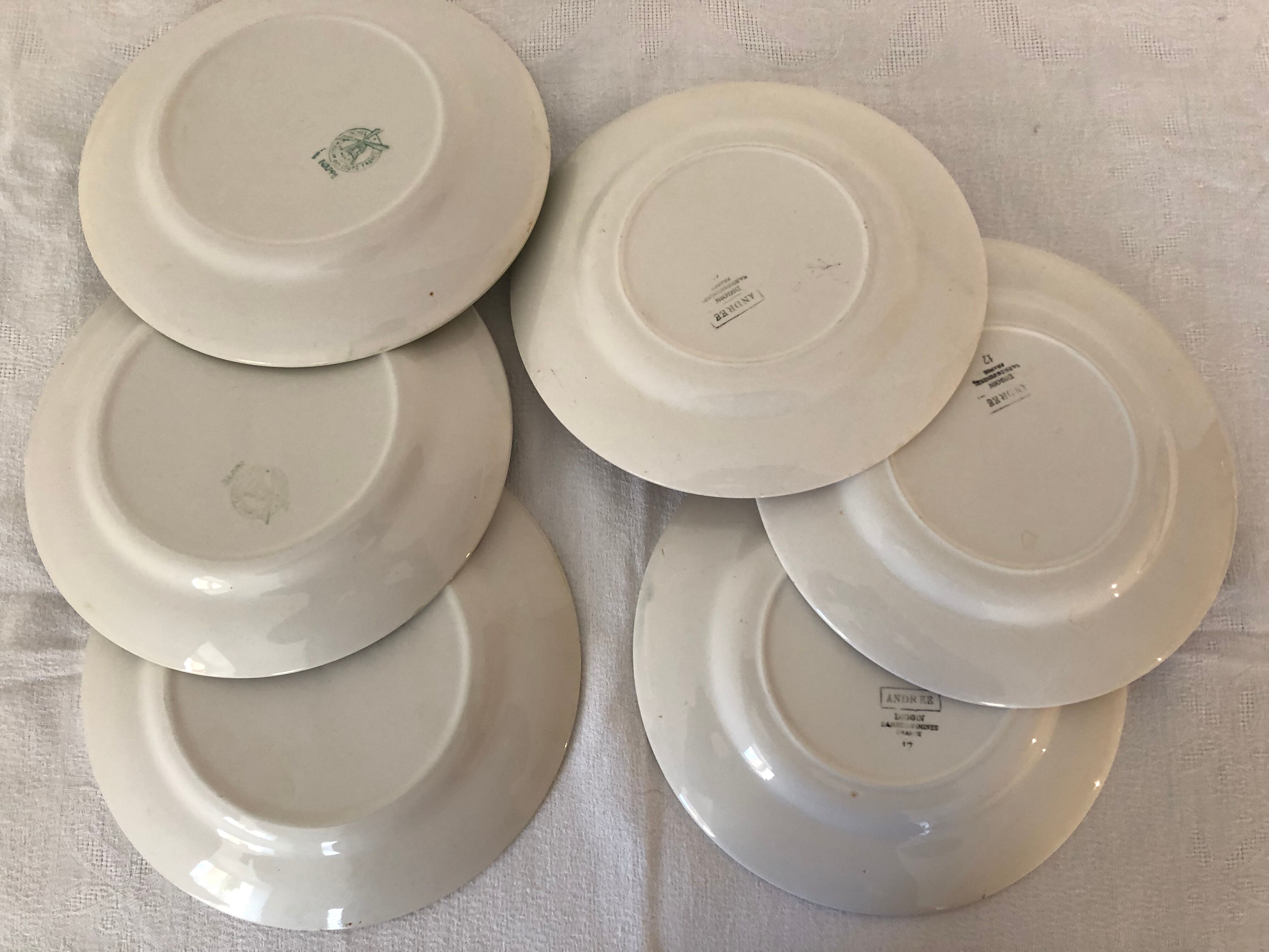 6 plates flat vintage mismatched crockery