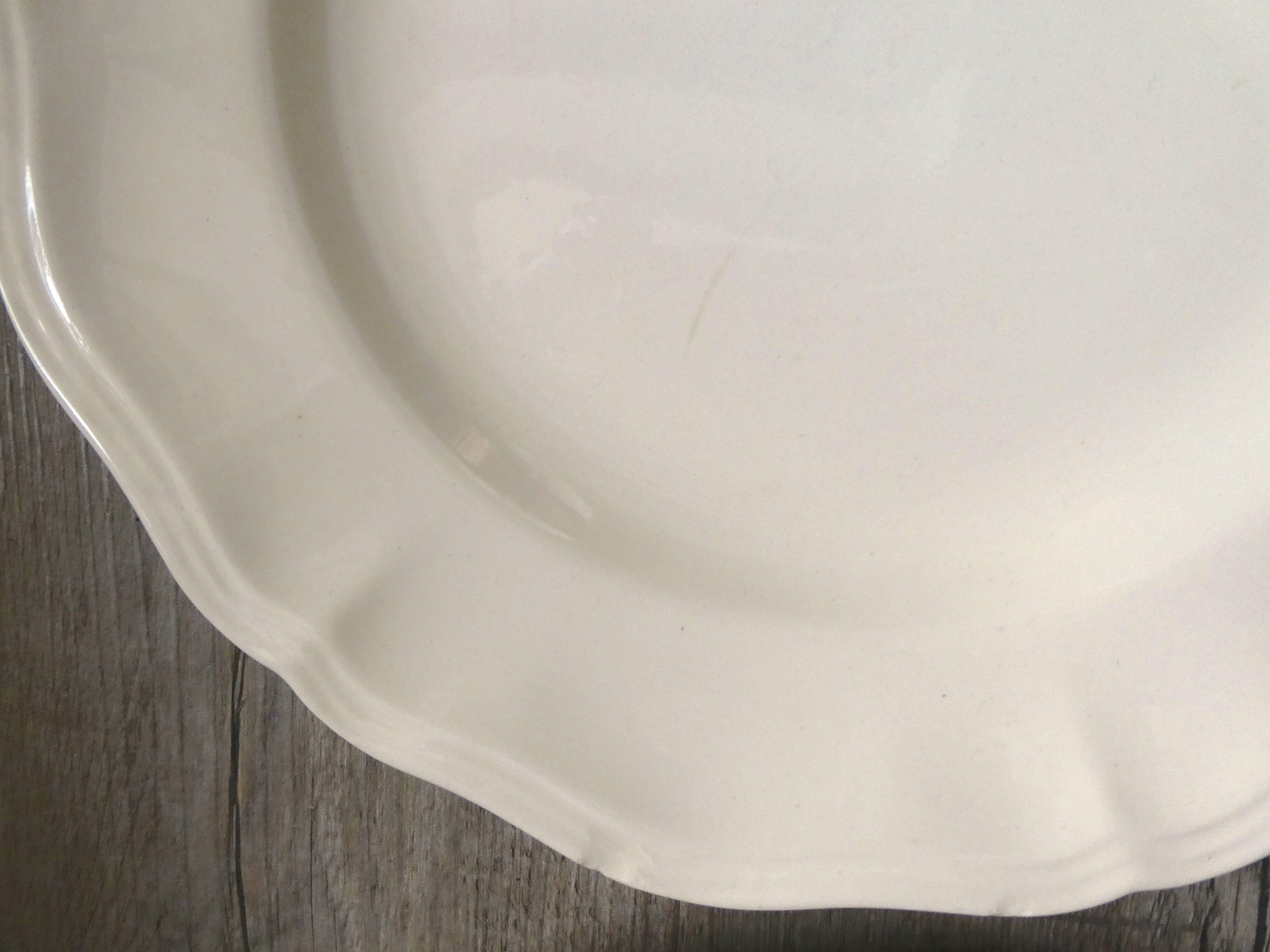 Set of 6 flat plates Digoin Sarreguemines, ivory color