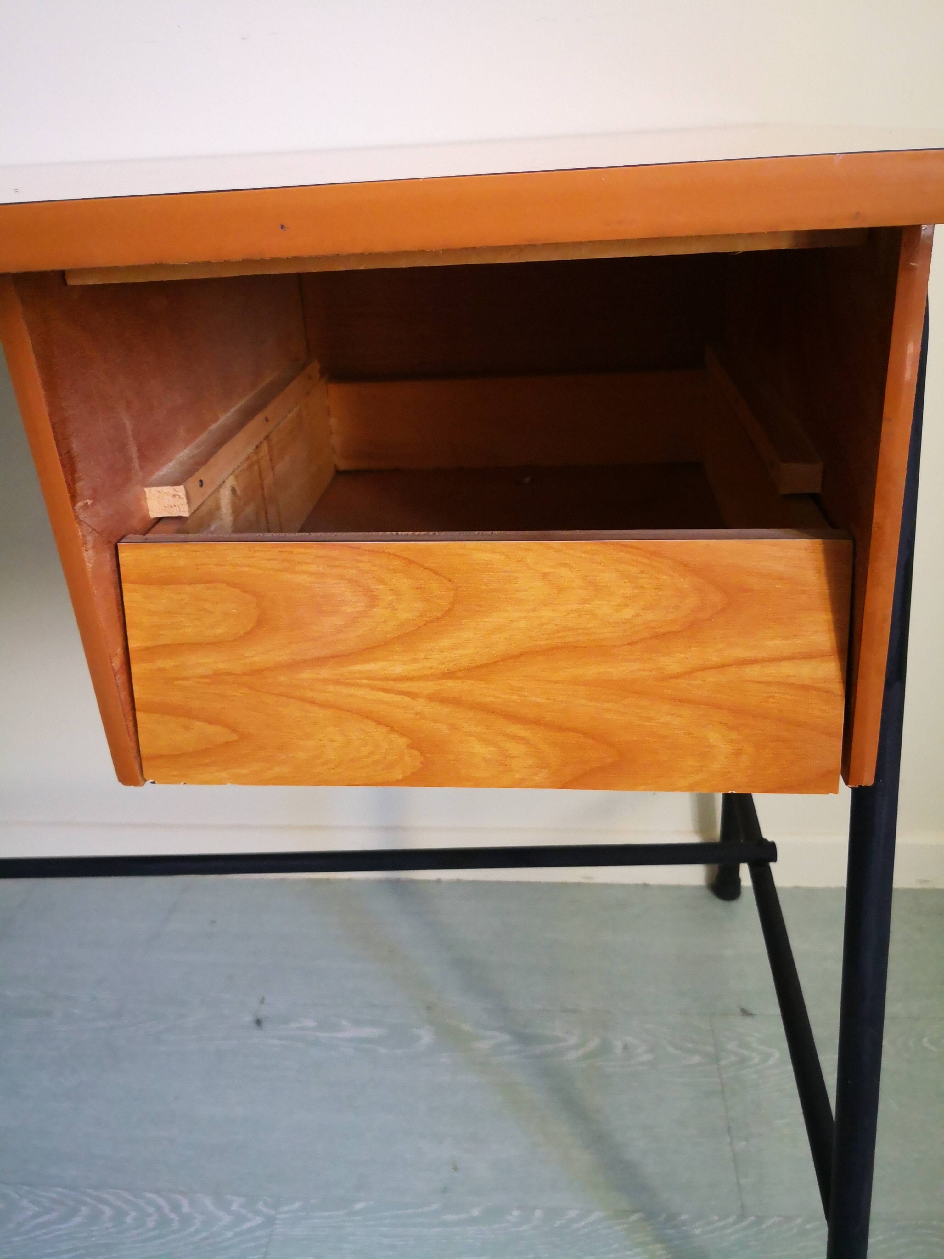 Scandinavian desk, 80s wood and metal