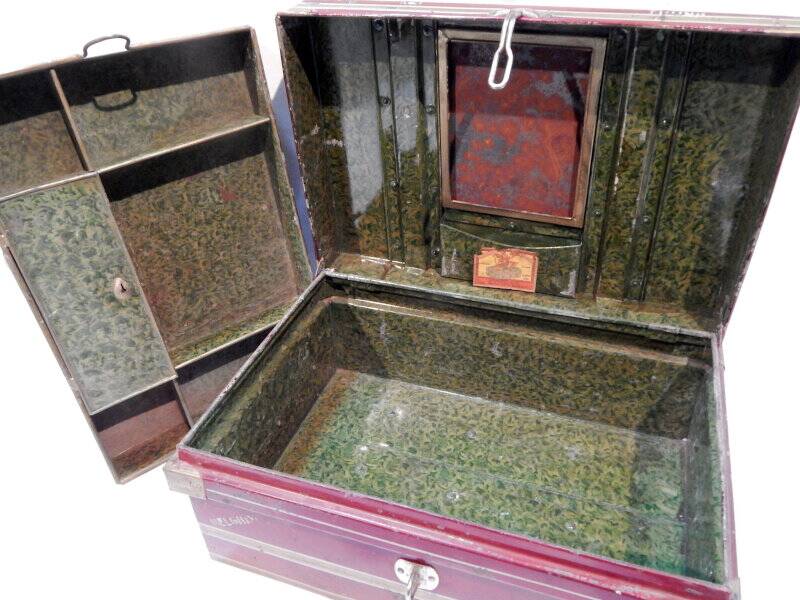 Original Patina Metal Vanity Trunk