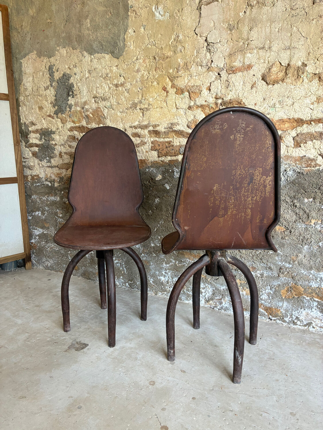4 chaises industrielles vintage