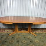 Baumann Oval Dining Table - 2 extensions