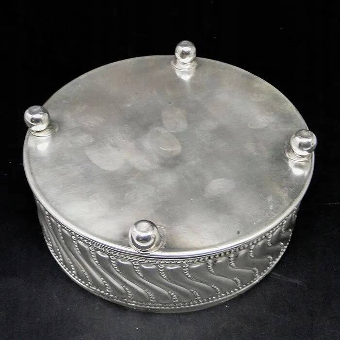AU9 bowl in the Vienna Art Nouveau style
