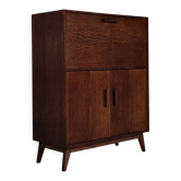 Mid-century secretary