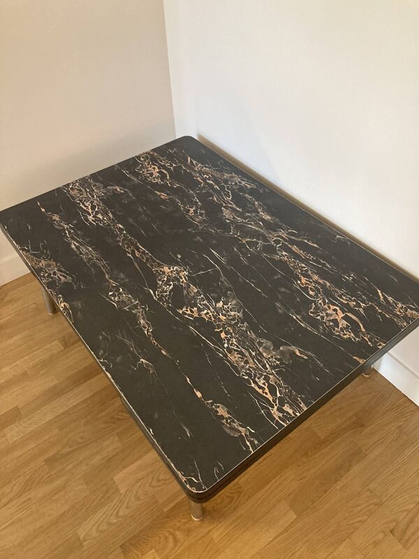 Table basse Formica effet marbre