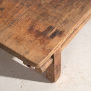 Antique elm wood coffee table – China, circa 1930