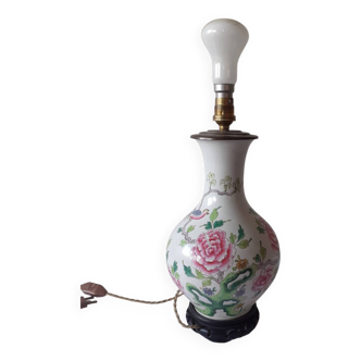 Porcelain lamp from the early 20th century