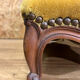 Ancien repose pied bois tissu velours ocre tabouret style Louis XV vintage
