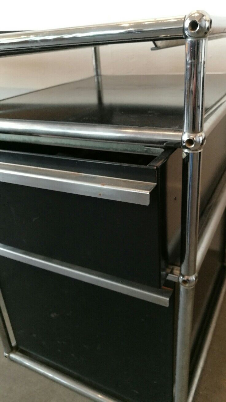 Black desk usm Haller 1980